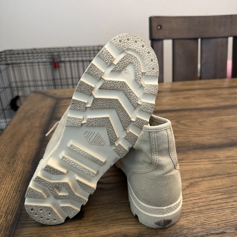 Men's Palladium US 9 Men's Shoes